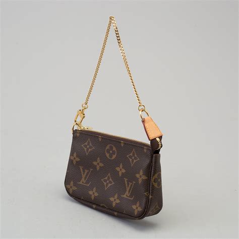 lv bag small size